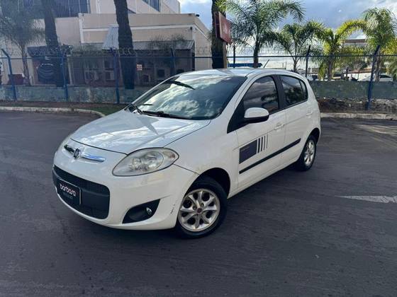 FIAT PALIO 1.0 MPI ATTRACTIVE 8V FLEX 4P MANUAL FIAT PALIO 1.0 MPI ATTRACTIVE 8V FLEX 4P MANUAL